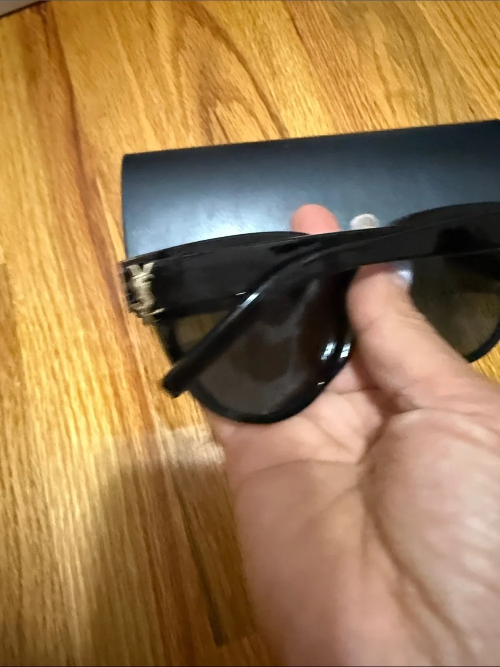 Classic Black Men’s Sunglasses with Matching Case